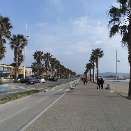 Les Romarins Appartement Climatise La Seyne-sur-Mer Esterno foto