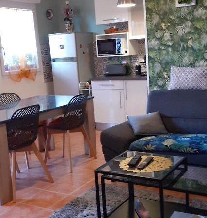 Les Romarins Appartement Climatise La Seyne-sur-Mer Esterno foto